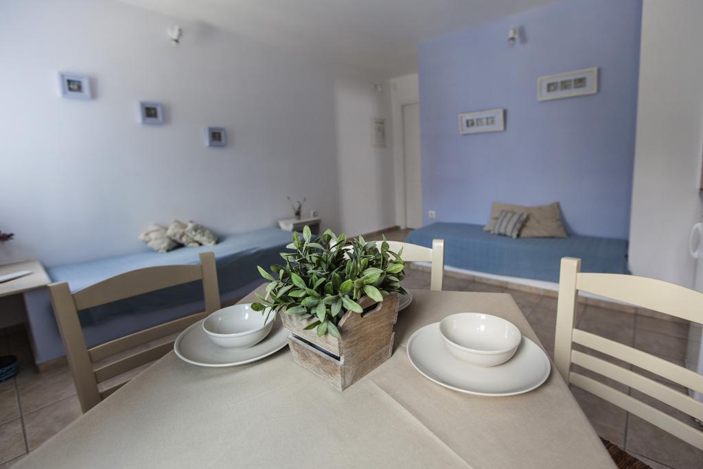 Astarti Apartments Livadi  Екстериор снимка