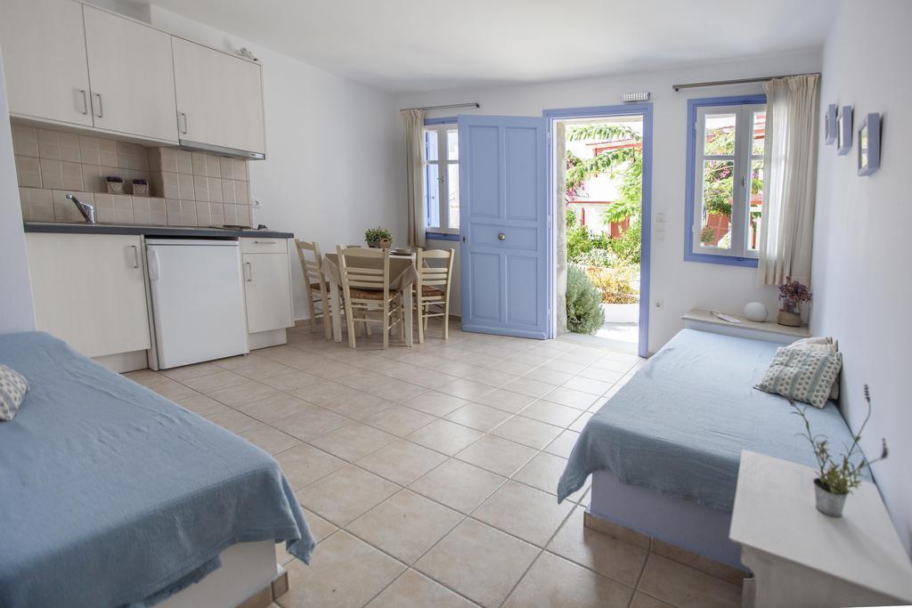 Astarti Apartments Livadi  Екстериор снимка
